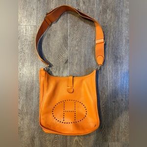 Pre-owned Hermes Bag Evelyne Clemence